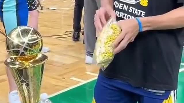 Don't forget to eat your favorite popcorn when you win the championship