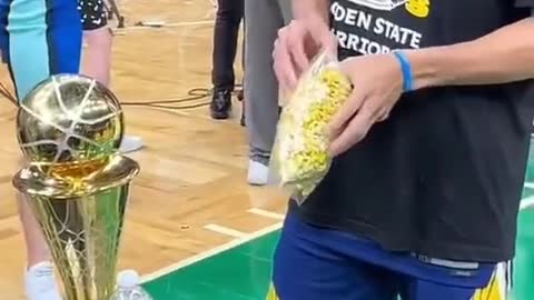Don't forget to eat your favorite popcorn when you win the championship