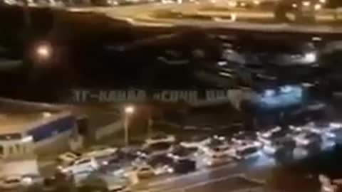 Россияне массово отправились на выходные в Абхазию