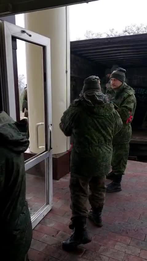 chain of russian help in Nikishino