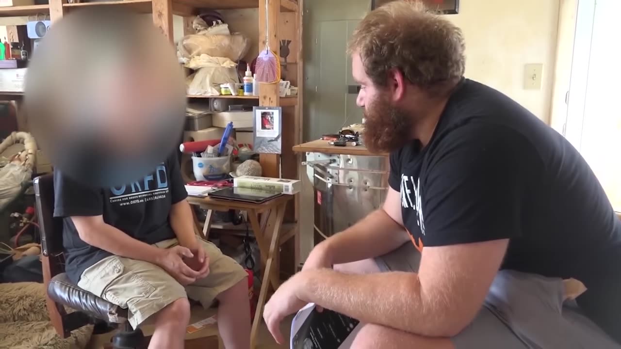 Creep Gets Caught Texting 5 Decoys And Has Intervention In Front Of His Mom!