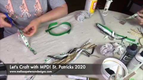 How to Make my St Patrick Door Hanger