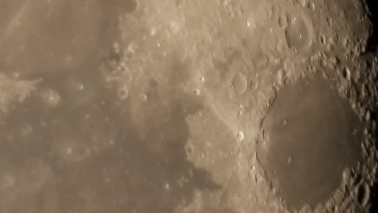 Földön kívüli videó :D (Hold) / Video from space (Moon)