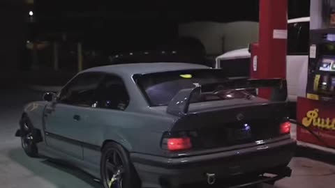 E36