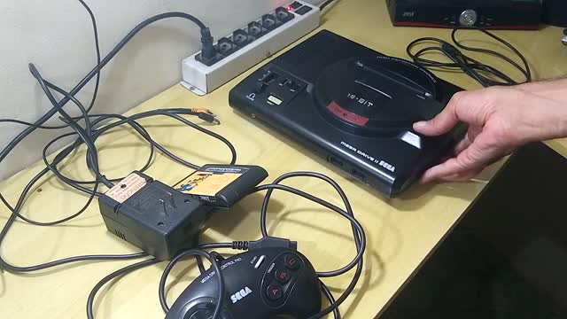 Embalando Megadrive para Venda no Mercado Livre