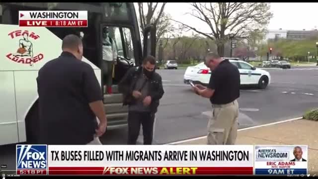 First Bus of Illegal Immigrants from Texas dropped off near U.S. Capitol