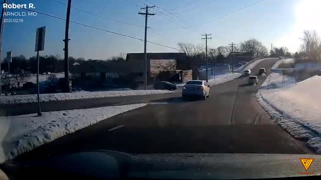 Bad Drivers in Arnold, MO 2021.02.19 — ARNOLD, MO