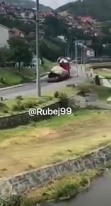 Makedonské tanky T 72 míří na Ukrajinu