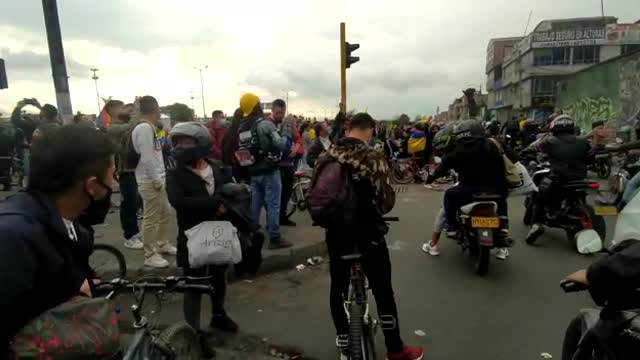 Miles de personas salen a las calles en una nueva jornada