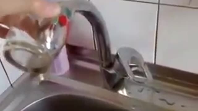 Am I a joke to you??!! Faucet prank😝