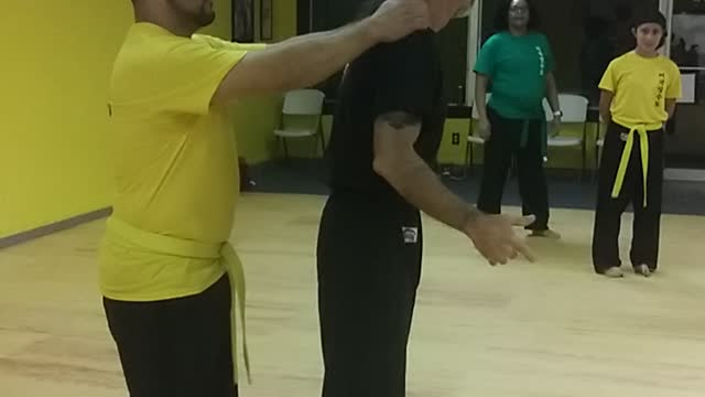 2 hand shoulder grab from behind part 2