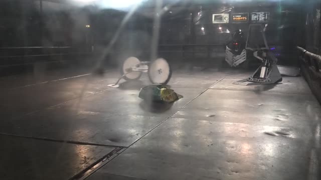 Extreme Robots Cheltenham 2019: F7 Vs Backflip Vs Raphael Vs You Little Ripper