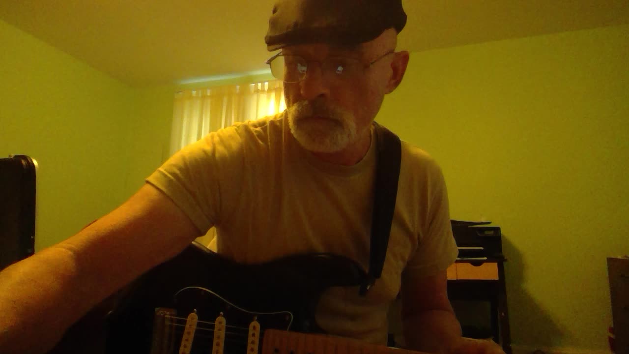 Learning how to play "The Thrill Is Gone" on my Fender Stratocaster