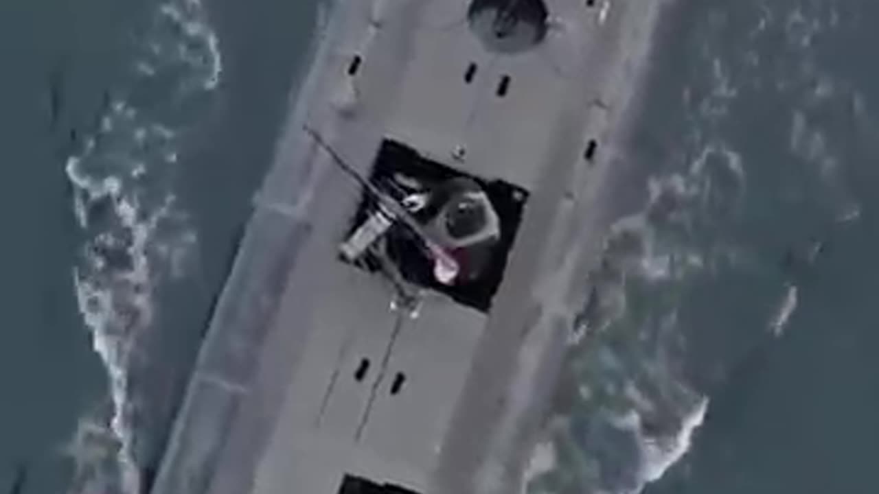 U.S.NAVY SEALS INSANE POWERBOAT SUBMARINE