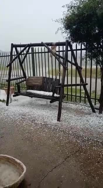 Reports of hail in KZN_1