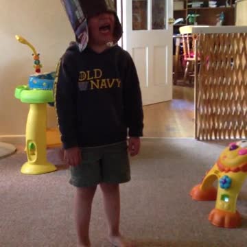 Tot With Soda Box Hat Insists His Mom Cut It Off