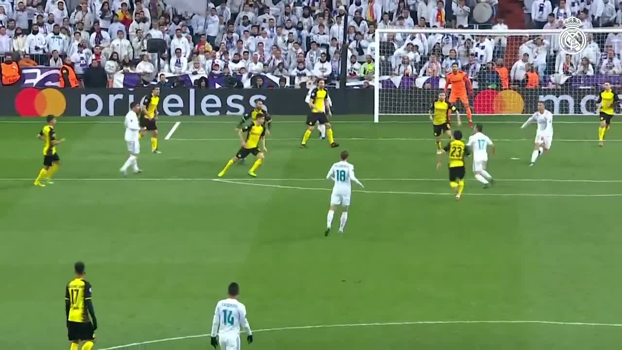 Every Champions League goal 2017/18 | Bale and Christiano's brilliant bicycle kicks!