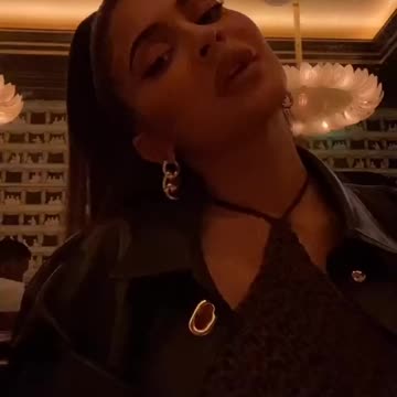 Kylie Jenner Bourbonnais Higher Class Classified Dinner Location Party