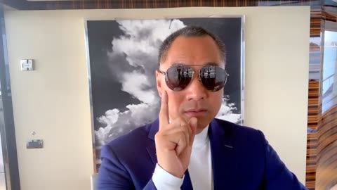 20200415文贵先生直播：千万要沉得住，在家呆得住。不要被病毒染上，不要把病毒传染给全家，更不给染给别人，要沉住气。这几天共产党会把这个解药放出来的，一切都已经开始。