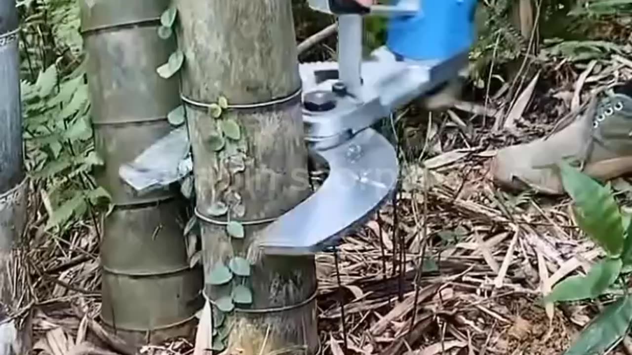 BAMBOO CUTTING MACHINE 😱😱😱😱😱