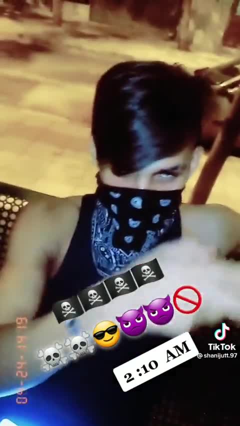 ΔΩΣΤΕ ΤΟΥΣ ΧΑΡΤΙΑ