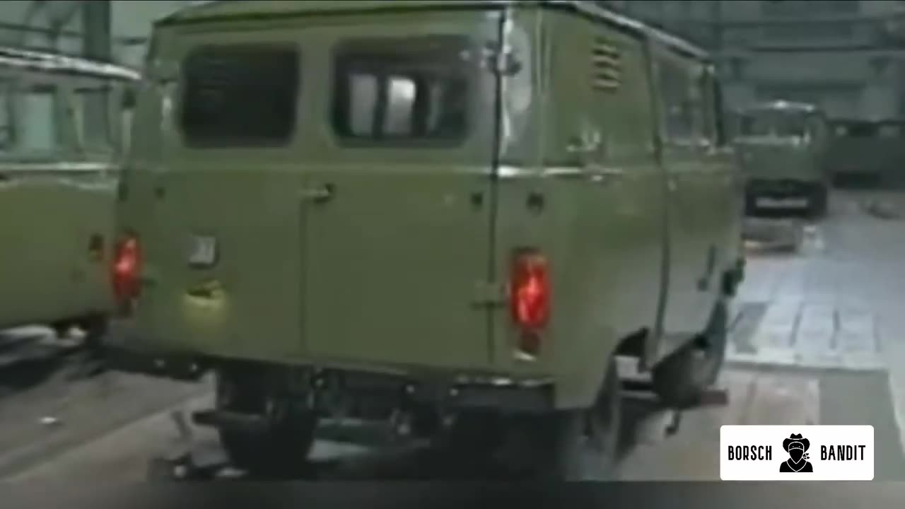 Legend of the UAZ-452 Soviet 'Bukhanka'