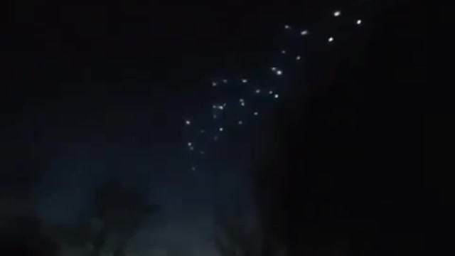 UFOs?? Unknown lights with WIERD MOVING PATTERNS in the evening sky?!?!?!