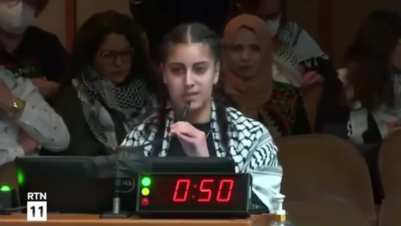 Pro Hamas Leftist Female BrainRot On Full Display for a minute and twelve seconds.kek