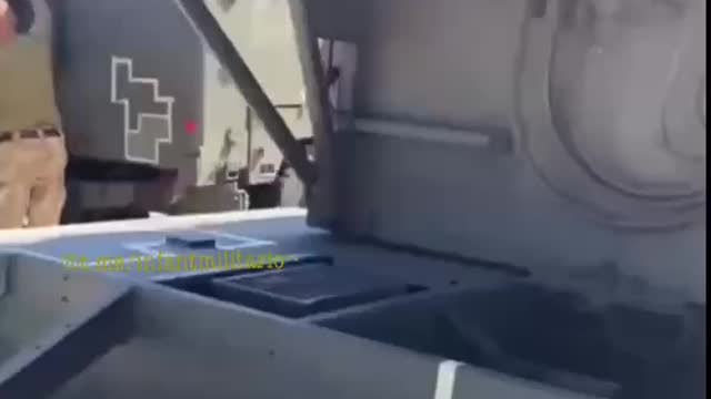 ΠΑΡΑΔΟΣΗ ΑΜΕΡΙΚΑΝΙΚΩΝ ΤΕΘΩΡΑΚΙΣΜΕΝΩΝ ΣΤΗΝ ΟΥΚΡΑΝΙΑ