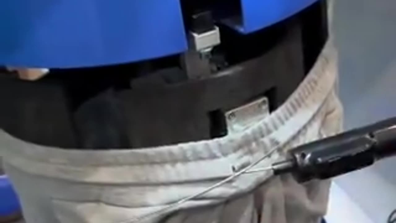 Mastering Drawstring Techniques: How to Add Drawstrings to Clothes