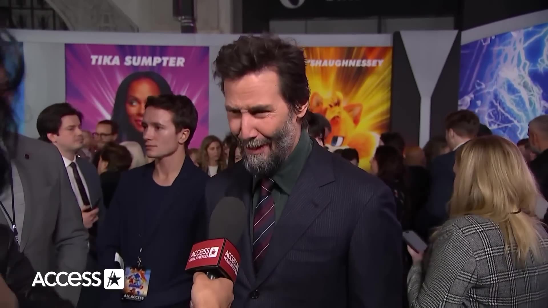 Keanu Reeves' SWEET Reaction To Jim Carrey's Compliment