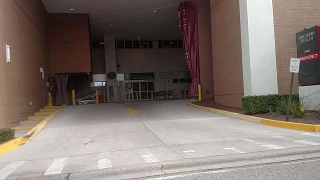 Orange County School Board - Orlando Health Hospital ER Entrance - 8-24-21 - Florida Surge