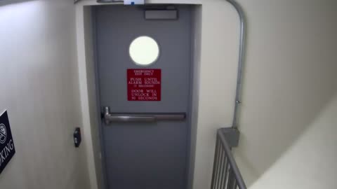 6153RHOBGRRGST1StairwellSide_2021-01-06_09h20min01s440ms.mp4