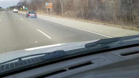 Tire Separates from Rim on Highway