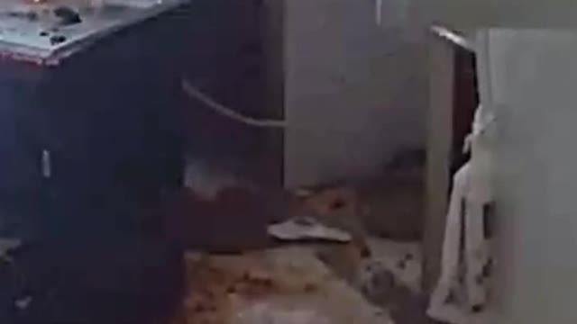 Explosion in the Kitchen because of Phone use