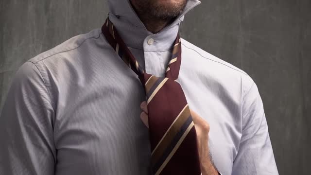 How To Tie A Tie Step-By-Step