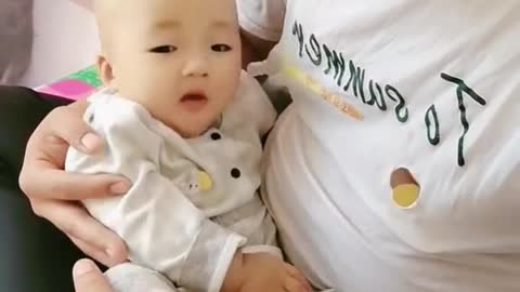 😂DAD EXPERIENCE BREAST FEEDING BABY🤣 | WATCH TILL END | FUNNY BABY VIDEO | CUTE BABY.