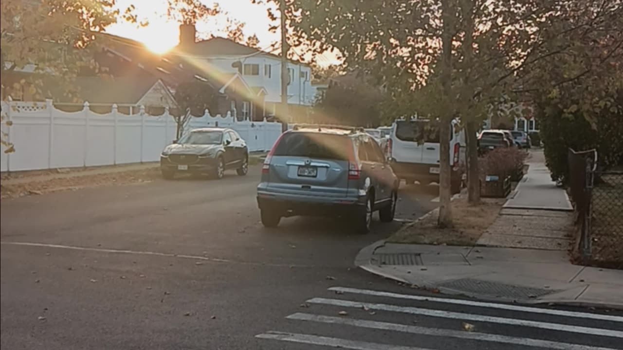 Sunset queens