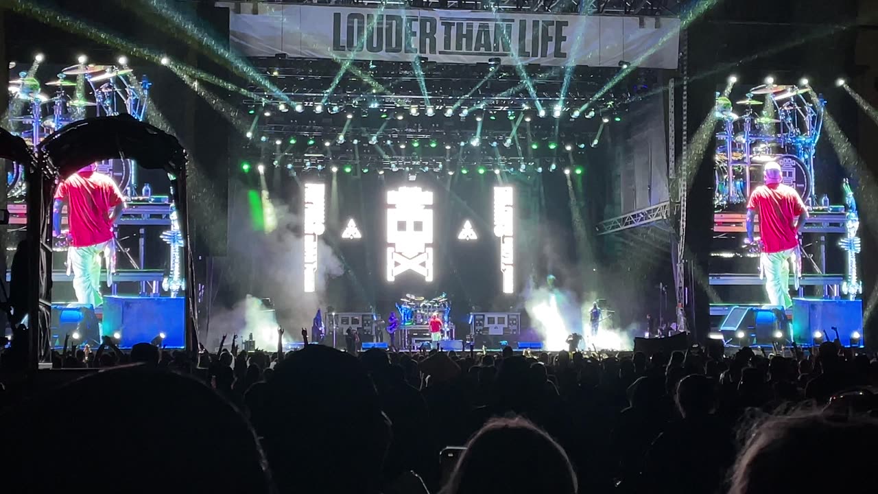 Five Finger Death Punch - Under and Over It | live at Louder Than Life 2024