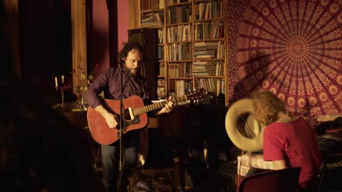 EPIC SONG ABOUT LOCKDOWNS AND MEDICAL FREEDOM: Jude Roberts - "Safe and Free" (Live Performance)