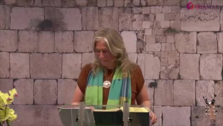 Een samenleving in verval - Esther Noordermeer