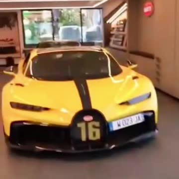 Tate FLIES to DUBAI to pick up his 3rd BUGATTI😍😱🥶
