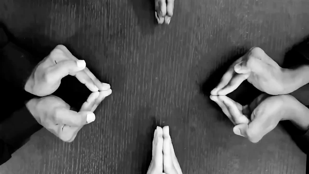 Amazing Hand Dance