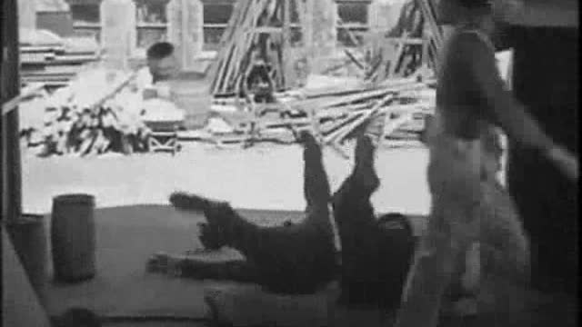 LAUREL & HARDY - "THE MUSIC BOX"