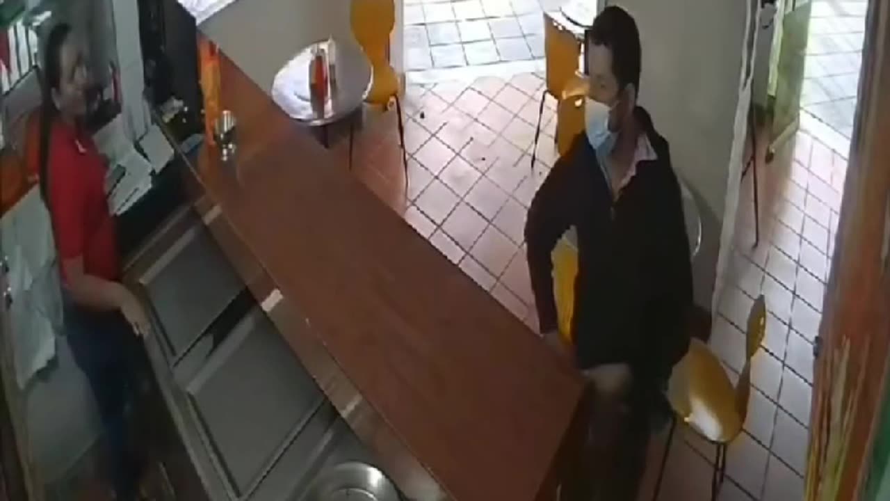 robo a asadero de pollos en barrancabermeja