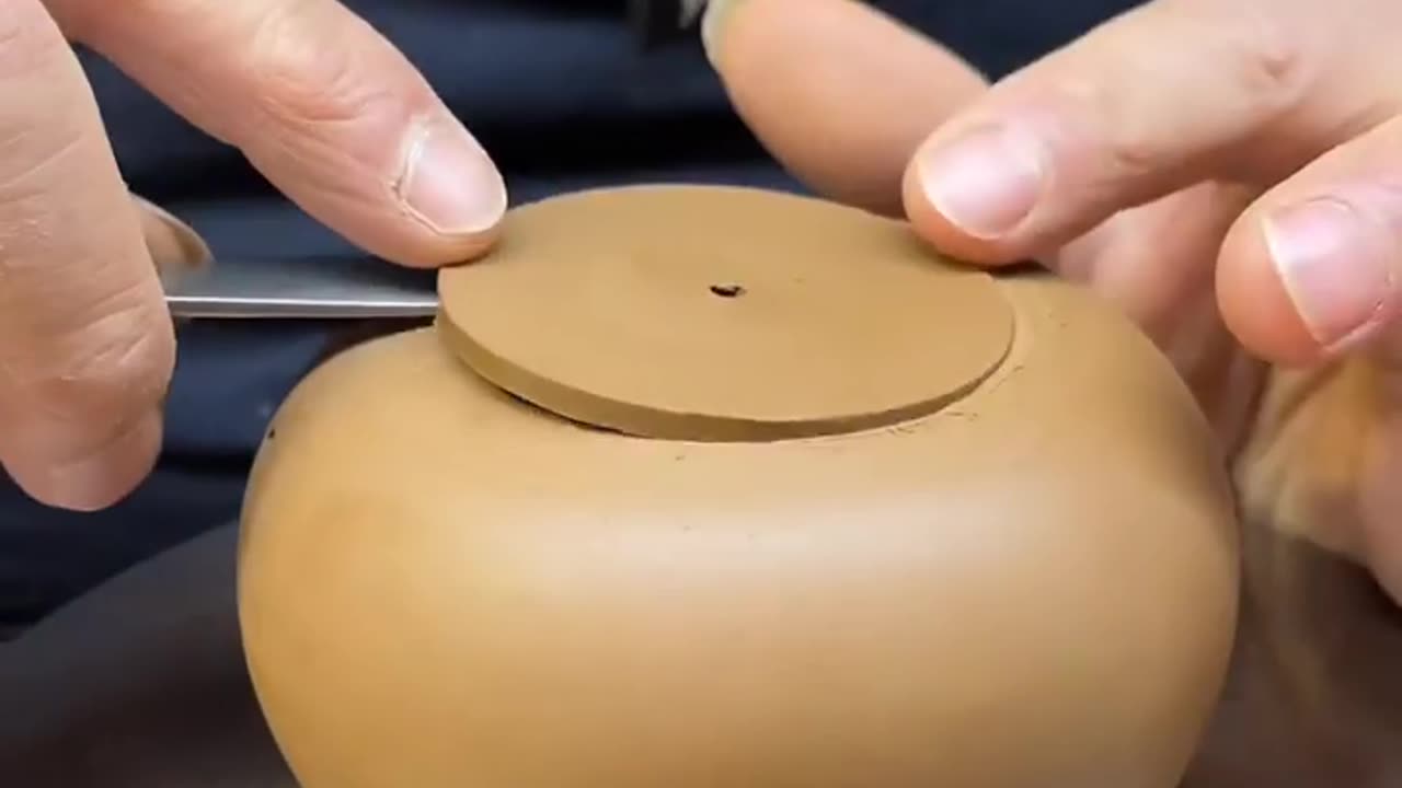 Lifehack ceramic teapot. Pottery is Relaxing