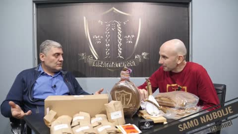 Kako pomoci bližnjem polupancu (Miroljub Petrović)