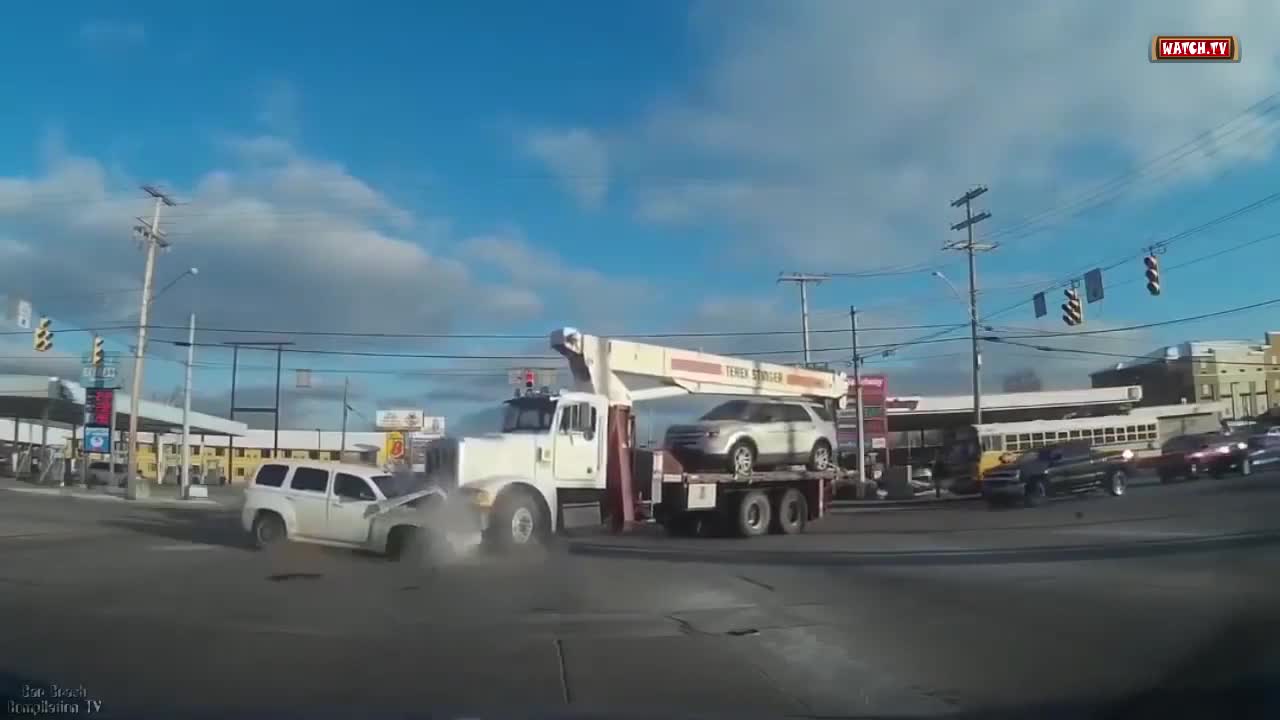 CAR CRASH