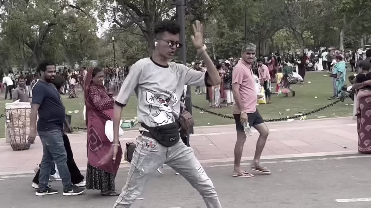 Best Dance in Public Reaction 🤣 __ Crazy Reaction Of Girls 😍 (1080p60)