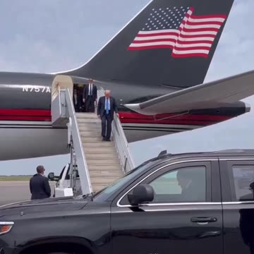 Trump lands in Nashville for Bitcoin Conference